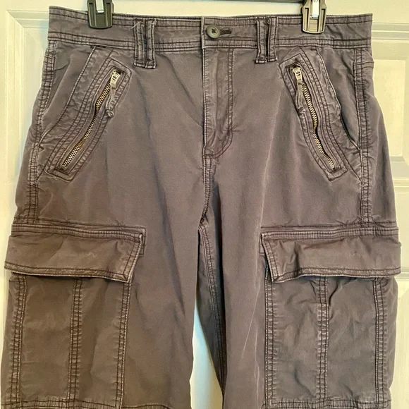 American Eagle Snappy Stretch Low-Rise Baggy Flare Pant  size 6 Regular like new - Picture 7 of 14